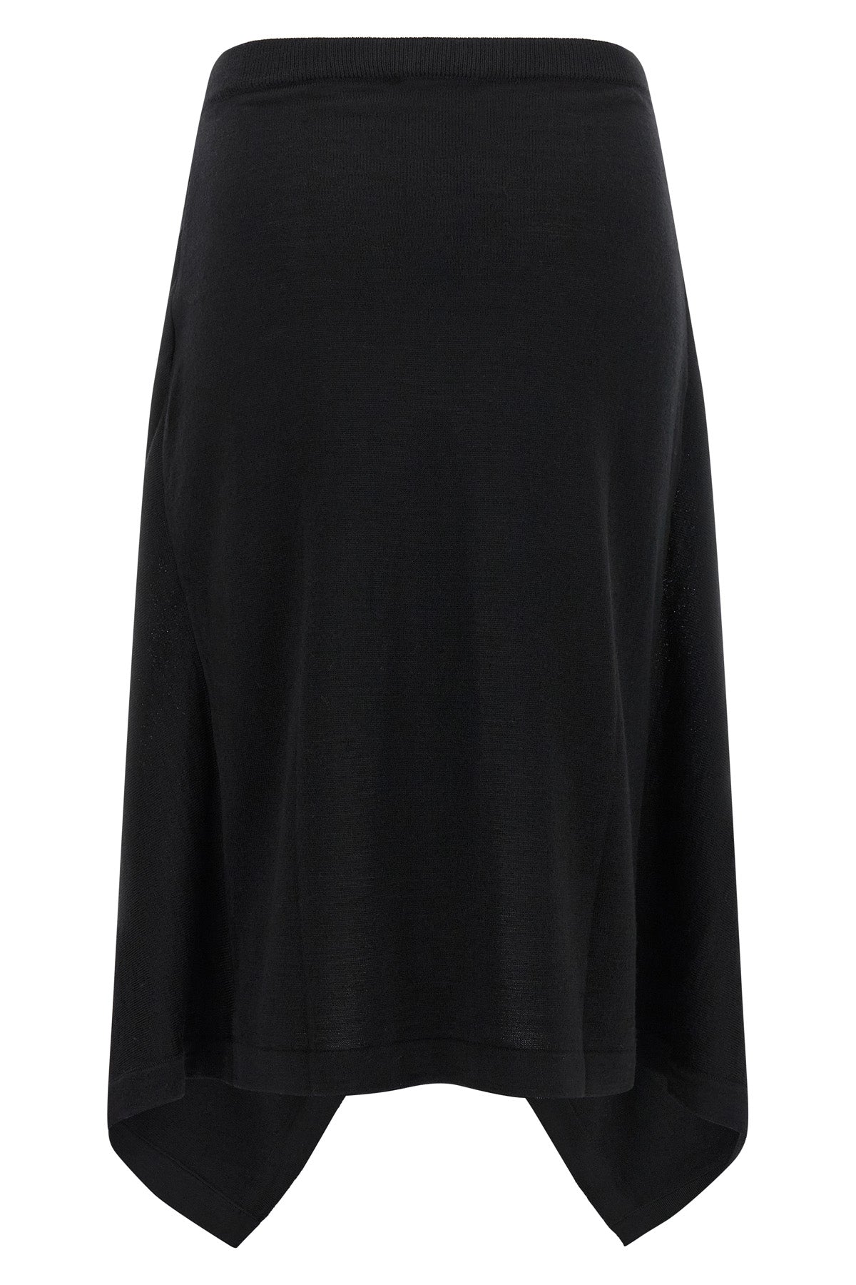 the lemaire skirt redefines the codes of knitwear through a sculptural and decon