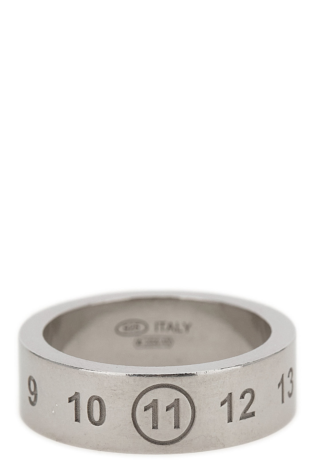 MAISON MARGIELA 3 the maison margiela ring in 925 silver is distinguished by a band construction
