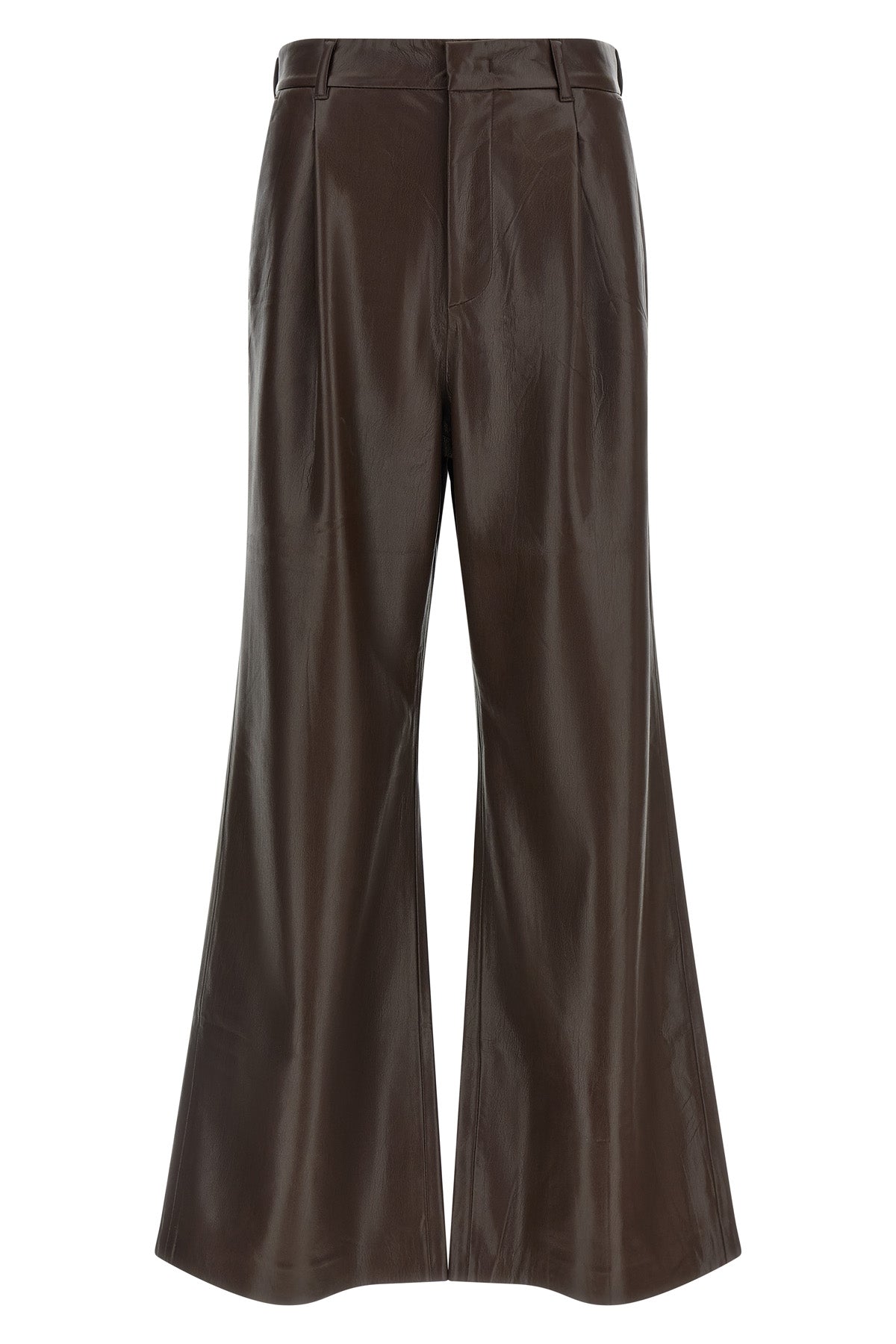 the flared pants of the andamane sasha defines a new concept of contemporary t