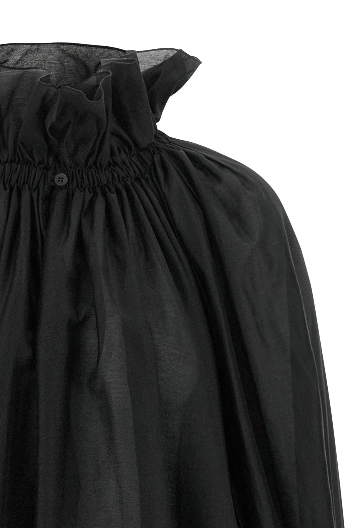 the thelatest estelle shirt redefines the codes of contemporary tailoring thro