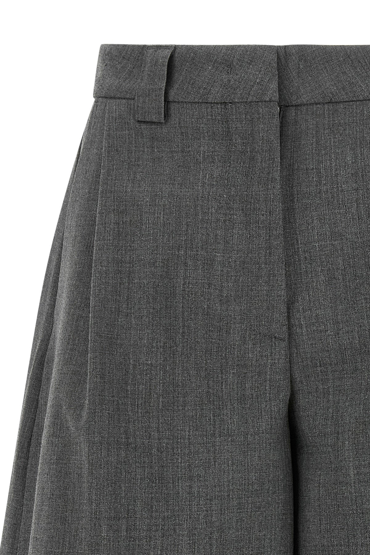 thelatest dakota bermuda shorts redefine the codes of contemporary tailoring t