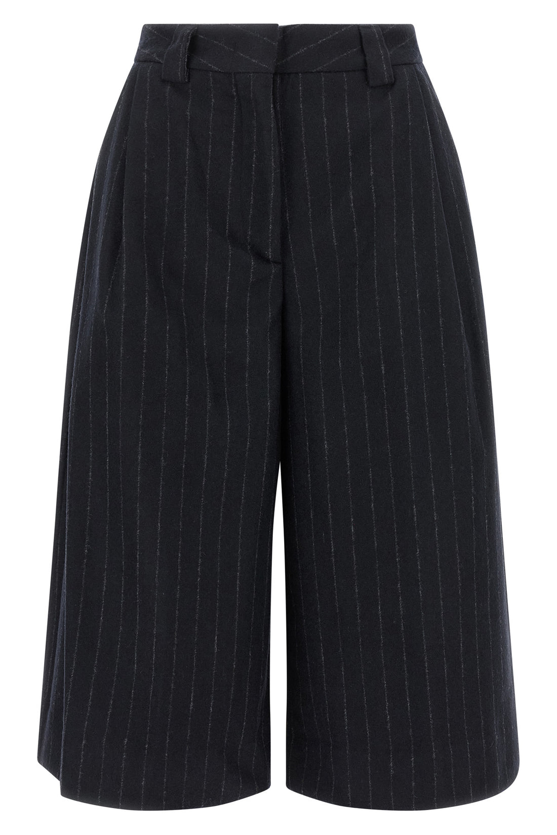 THE LATEST 38 thelatest dakota bermuda shorts redefine the codes of contemporary tailoring t