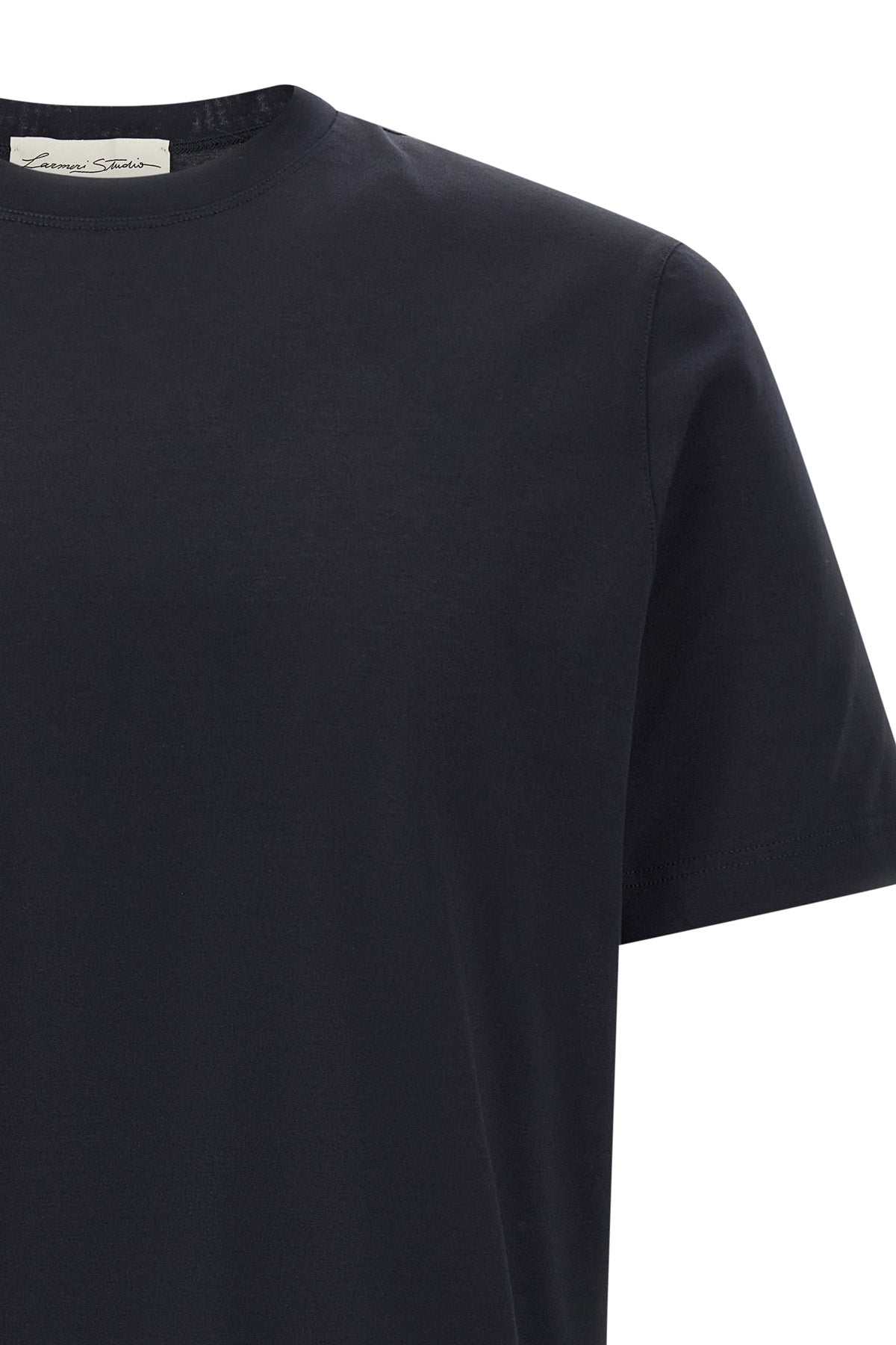 the larmeri studio short-sleeved t-shirt