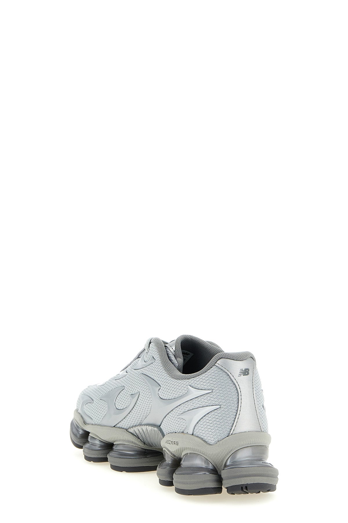 2000 mesh sneakers