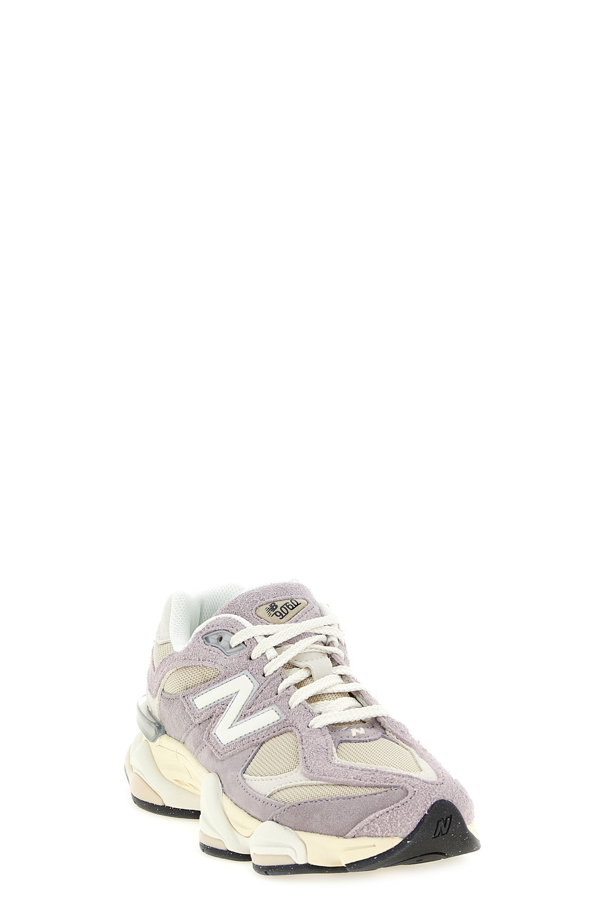 the new balance 9060 sneakers reinterpret the aesthetics of the 2000s through
