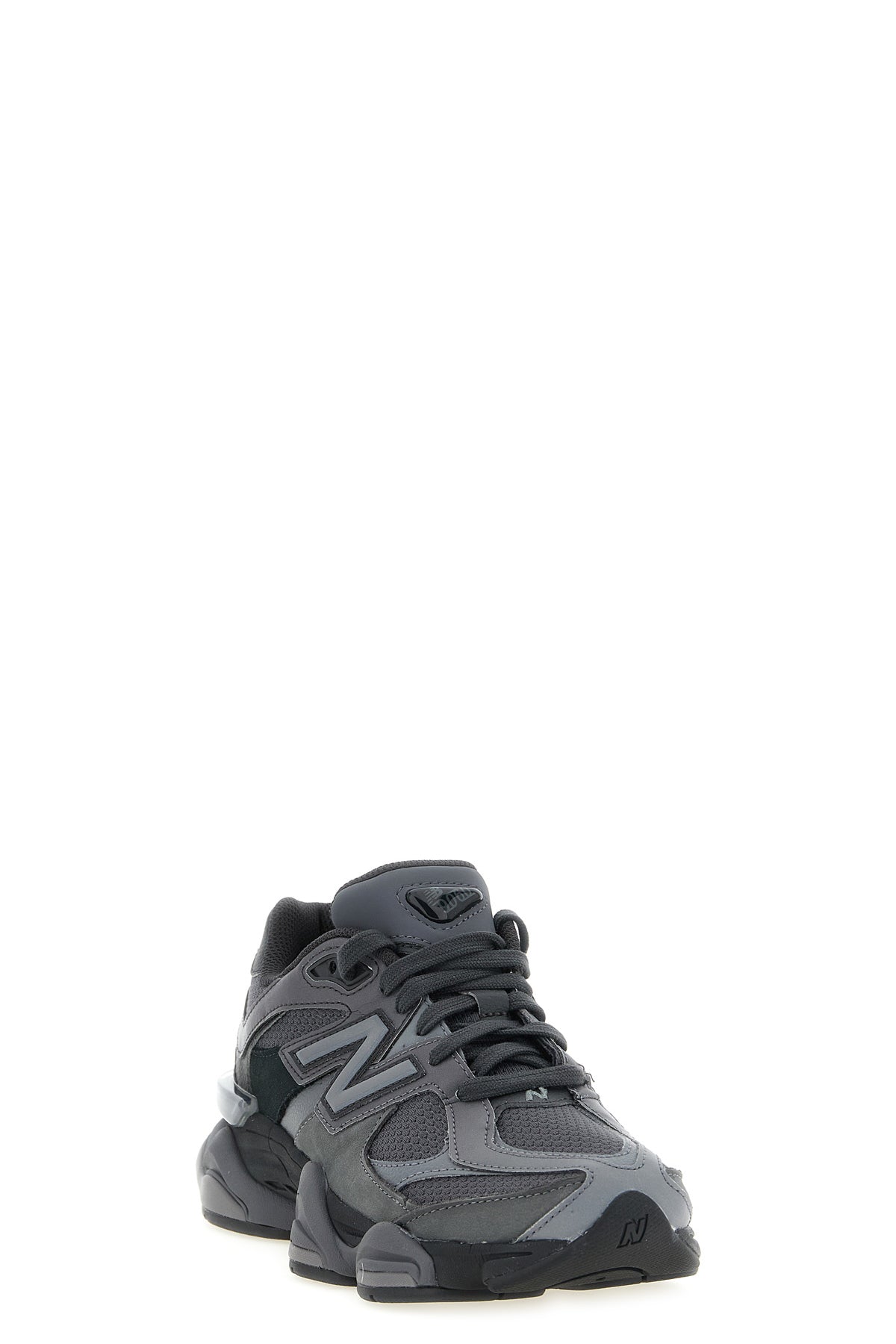 the new balance 9060 sneakers redefine the codes of sporty design through bold