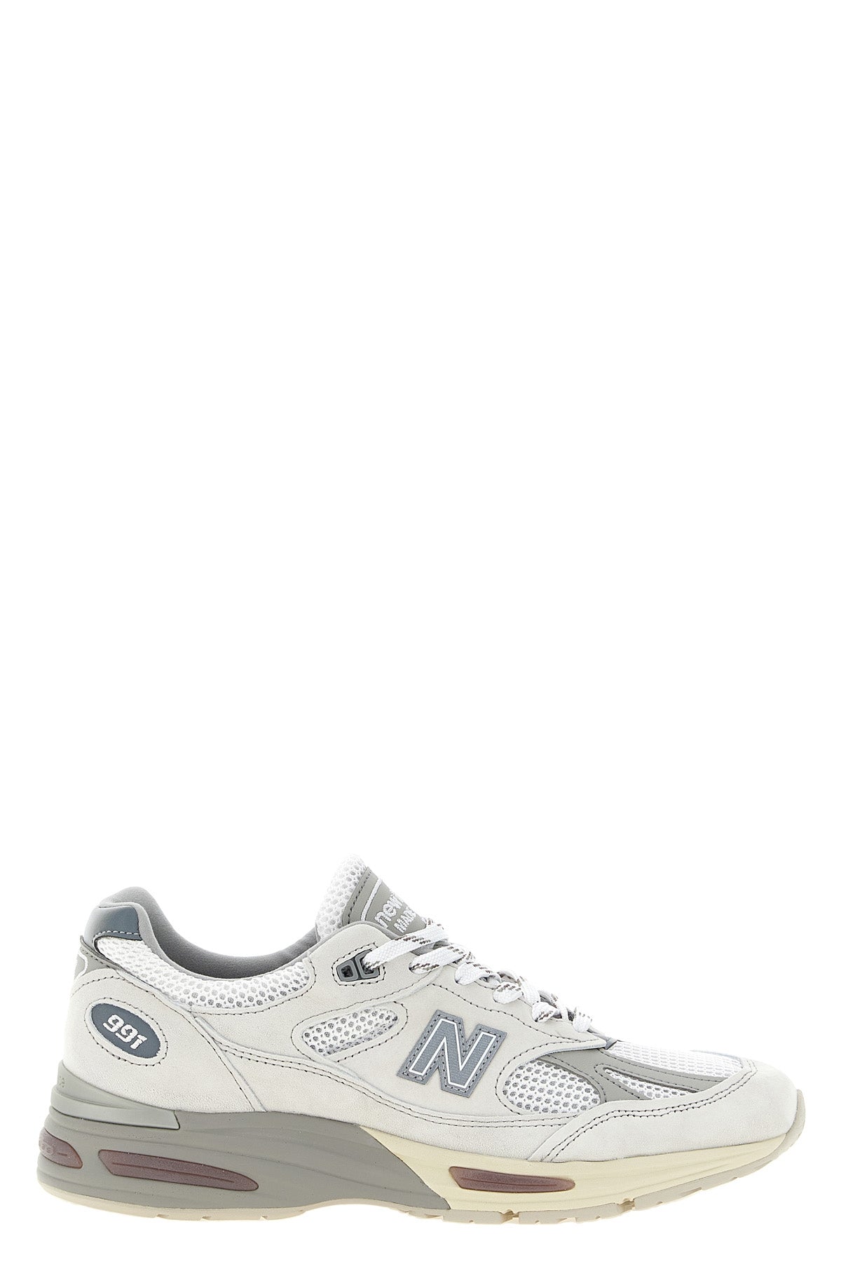 new balance made in uk 991v2 sneakers feature a structured silhouette