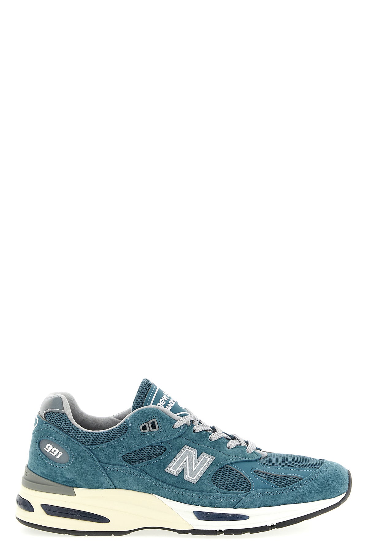 made in uk 991v2 sneakers in suede and mesh fabric
