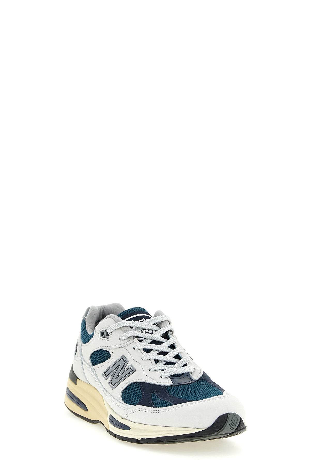 made in uk 991 sneakers in leather and perforated fabric
