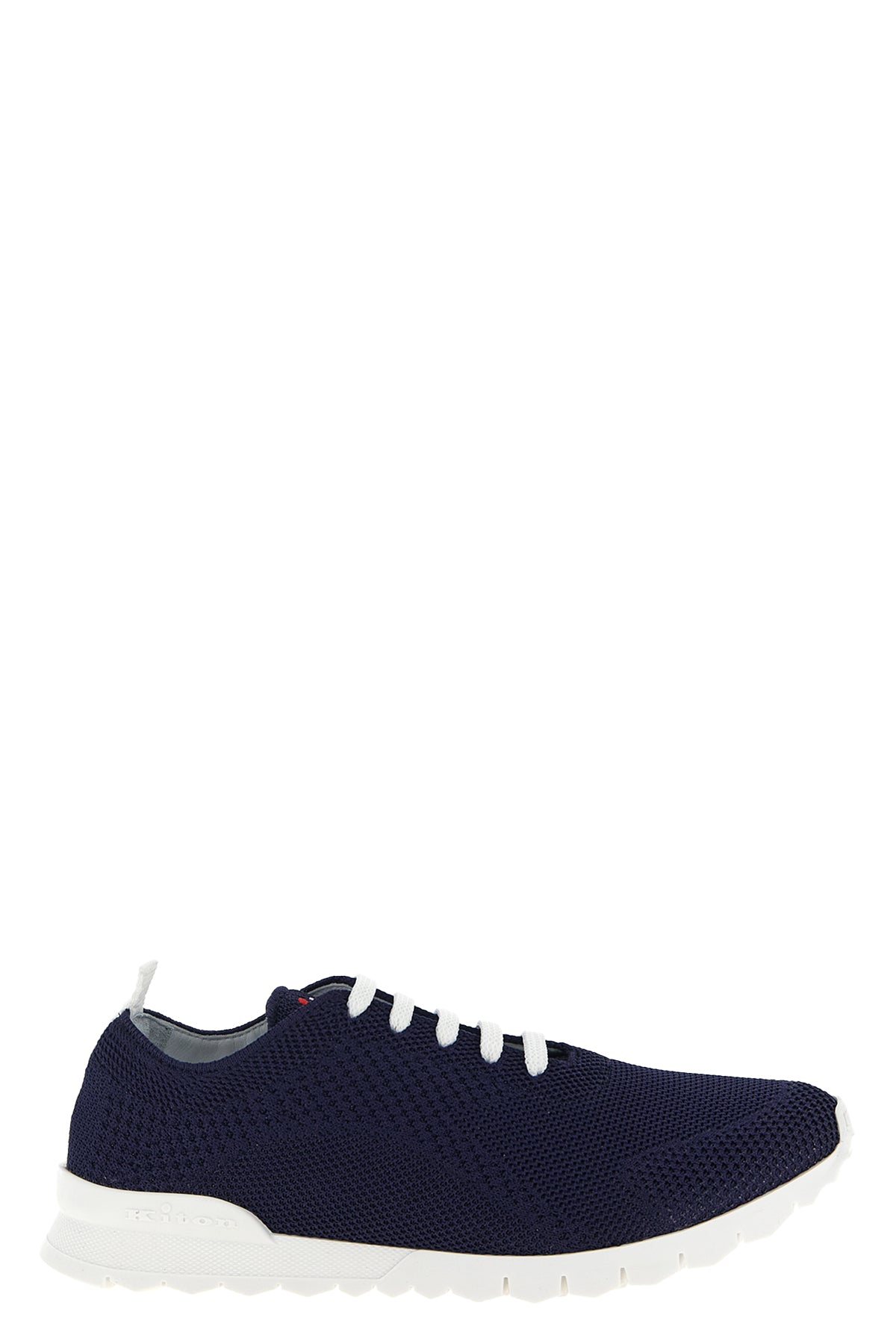 fits sneakers