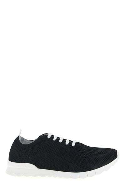 fits sneakers