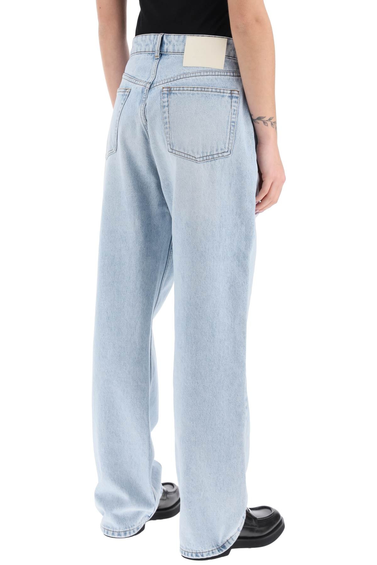 loose fit denim jeans in classic