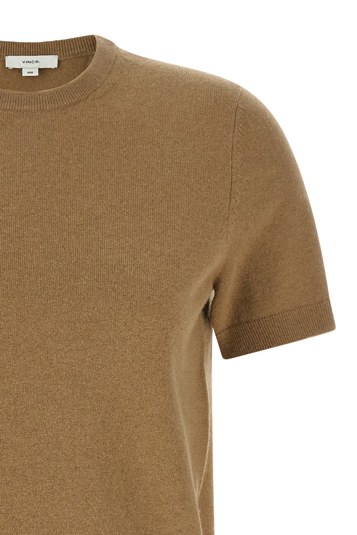 the vince jersey redefines the concept of essentiality through top-of-the-range
