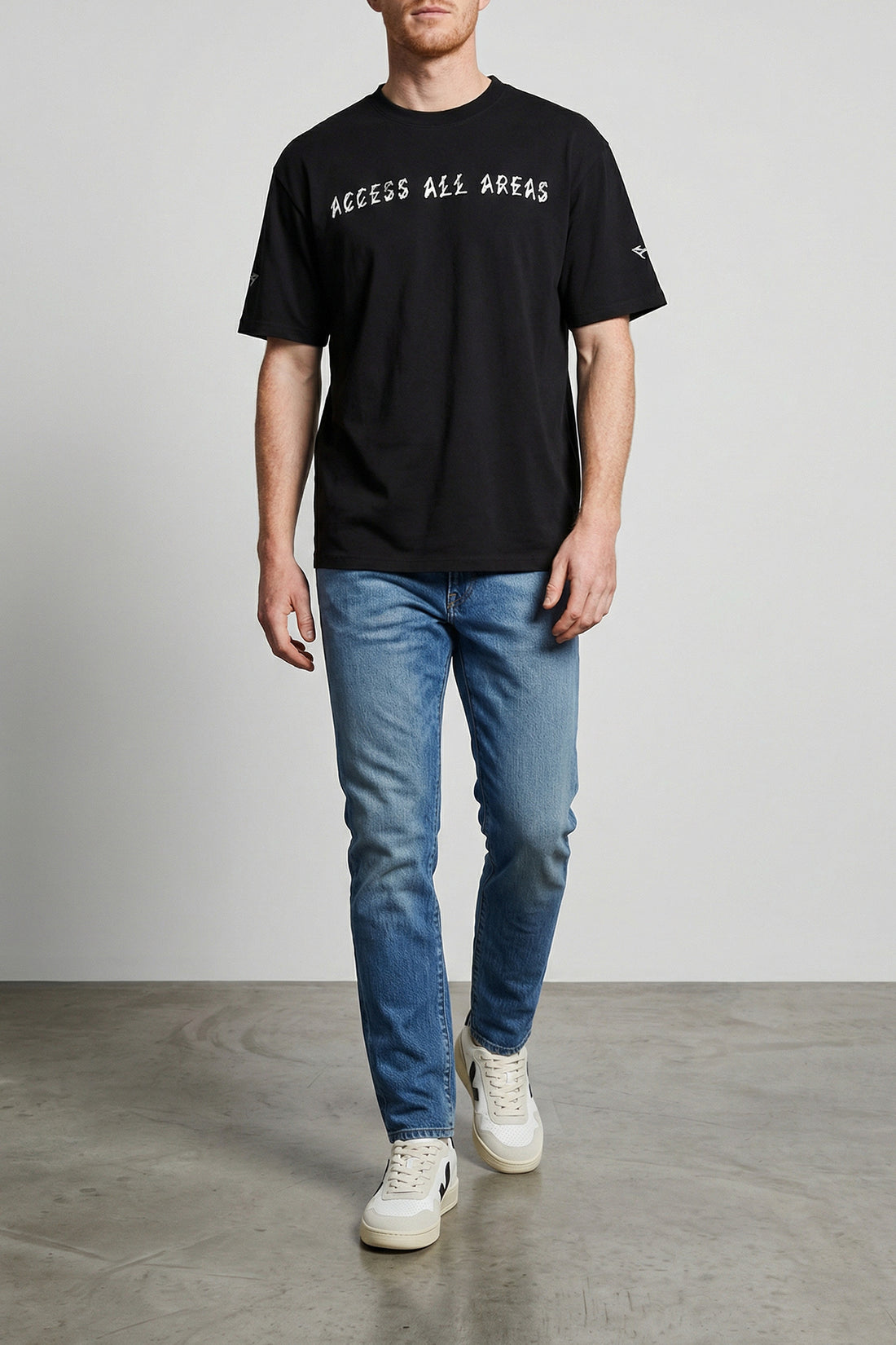 VEJA 42 v-90 hammered leather and suede sneakers