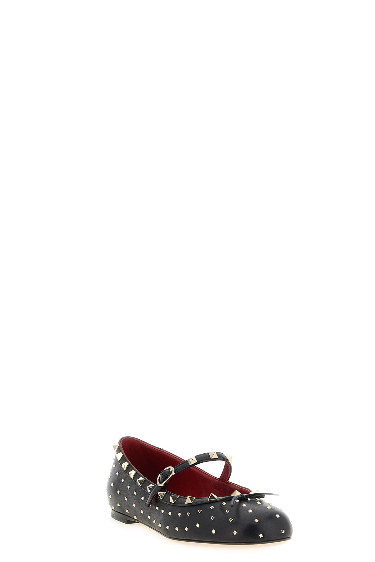 valentino garavani ballet flats redefine everyday elegance through an iconic sil
