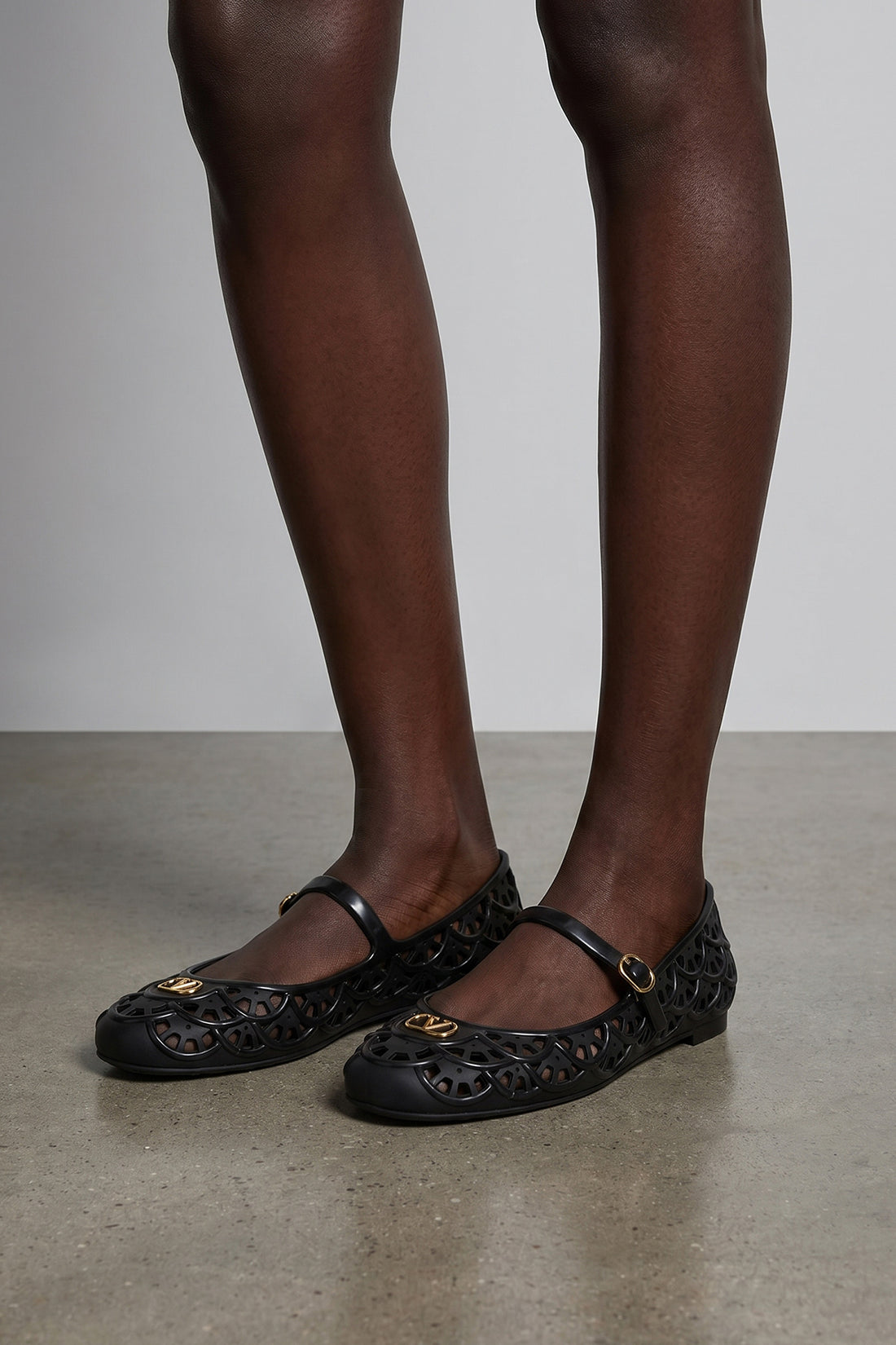 VALENTINO GARAVANI 36 ondette rubber ballet flats