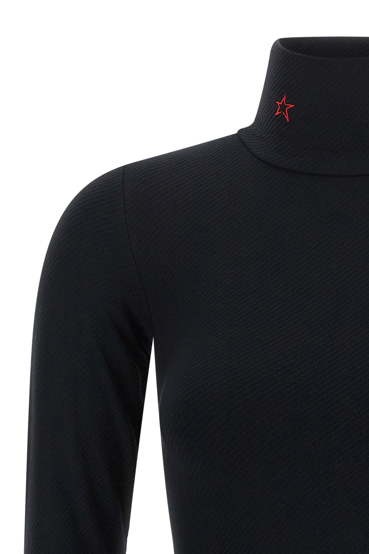 the black perfect moment perfect thermal rollneck top redefines the concept of