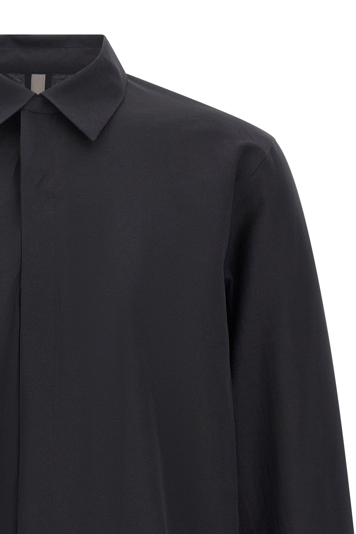 the veilance stema shirt