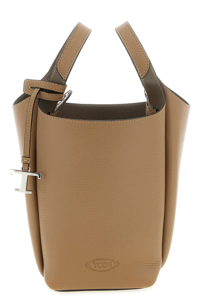 the tods mini bucket bag is made of fine calf leather