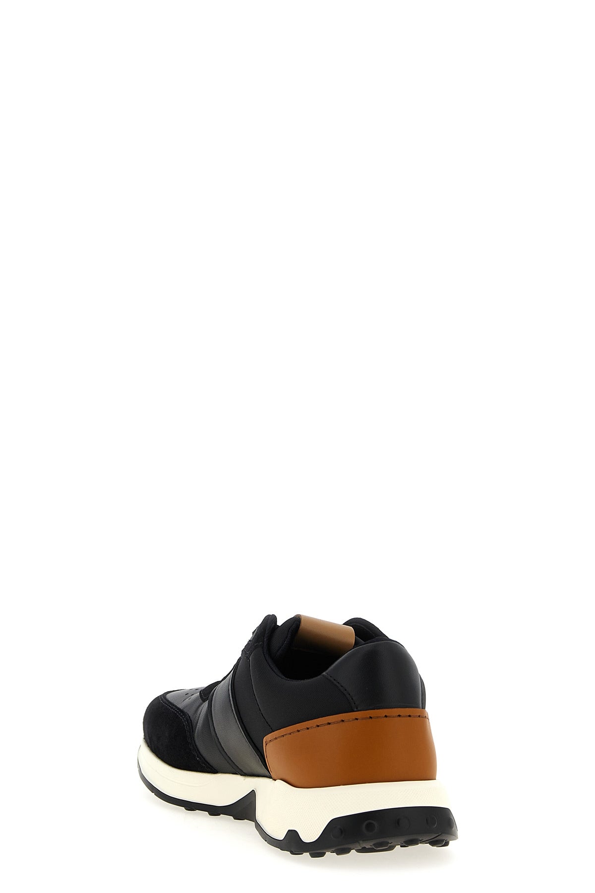 running sneakers in suede and smooth leather