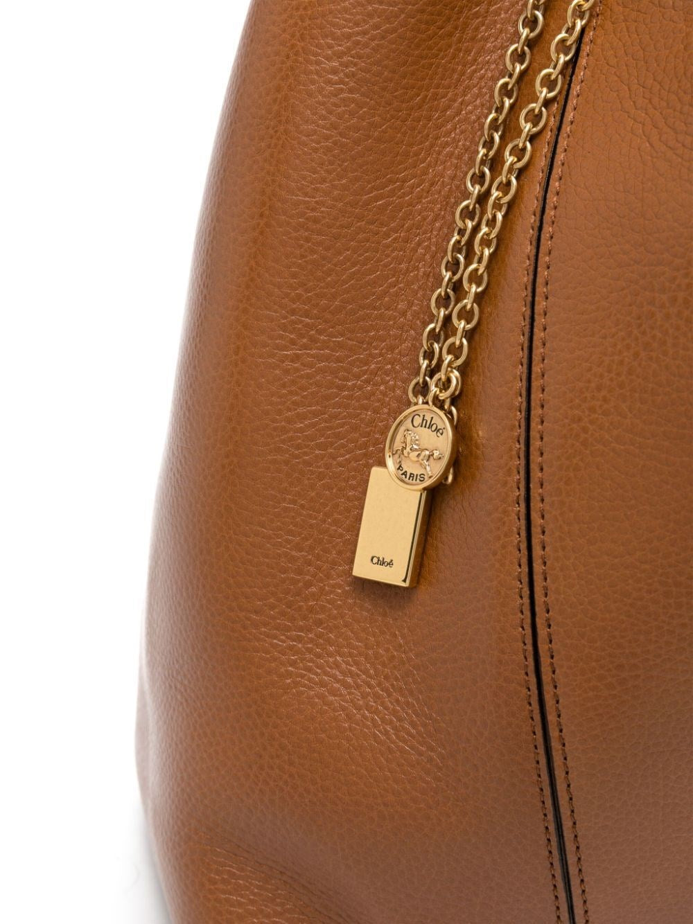 chloé spin tote bag in grained leather