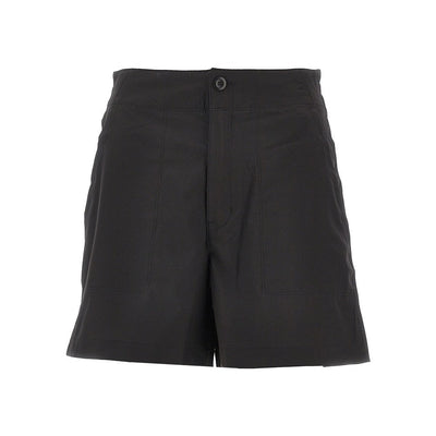 roamwith shorts