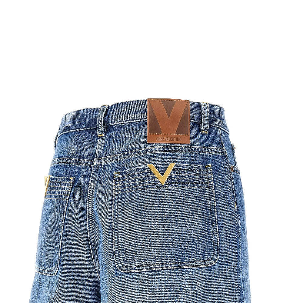 denim shorts with v gold details