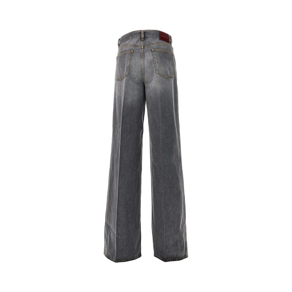 wide leg loose fit jeans