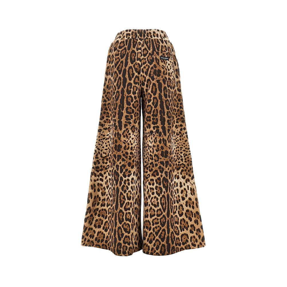 wide-leg pants with leopard-print