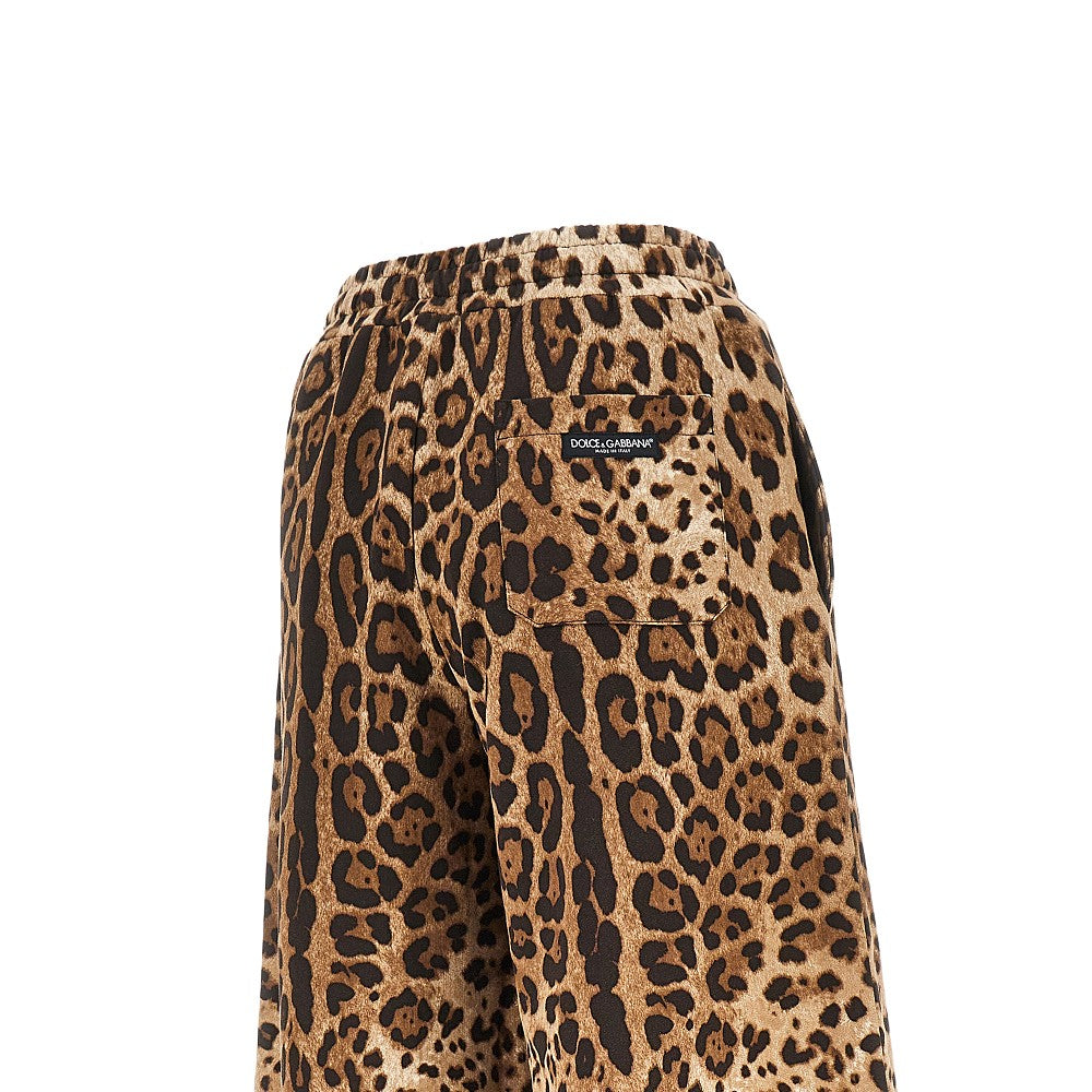 wide-leg pants with leopard-print