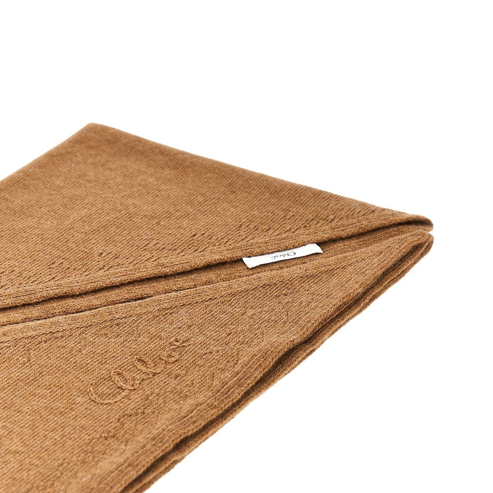 chloé iconic triangle scarf