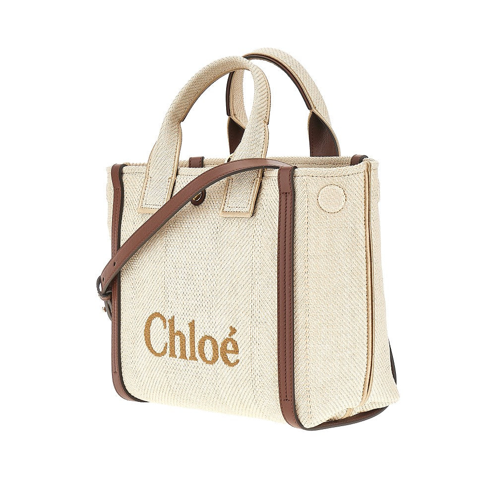 CHLOE&