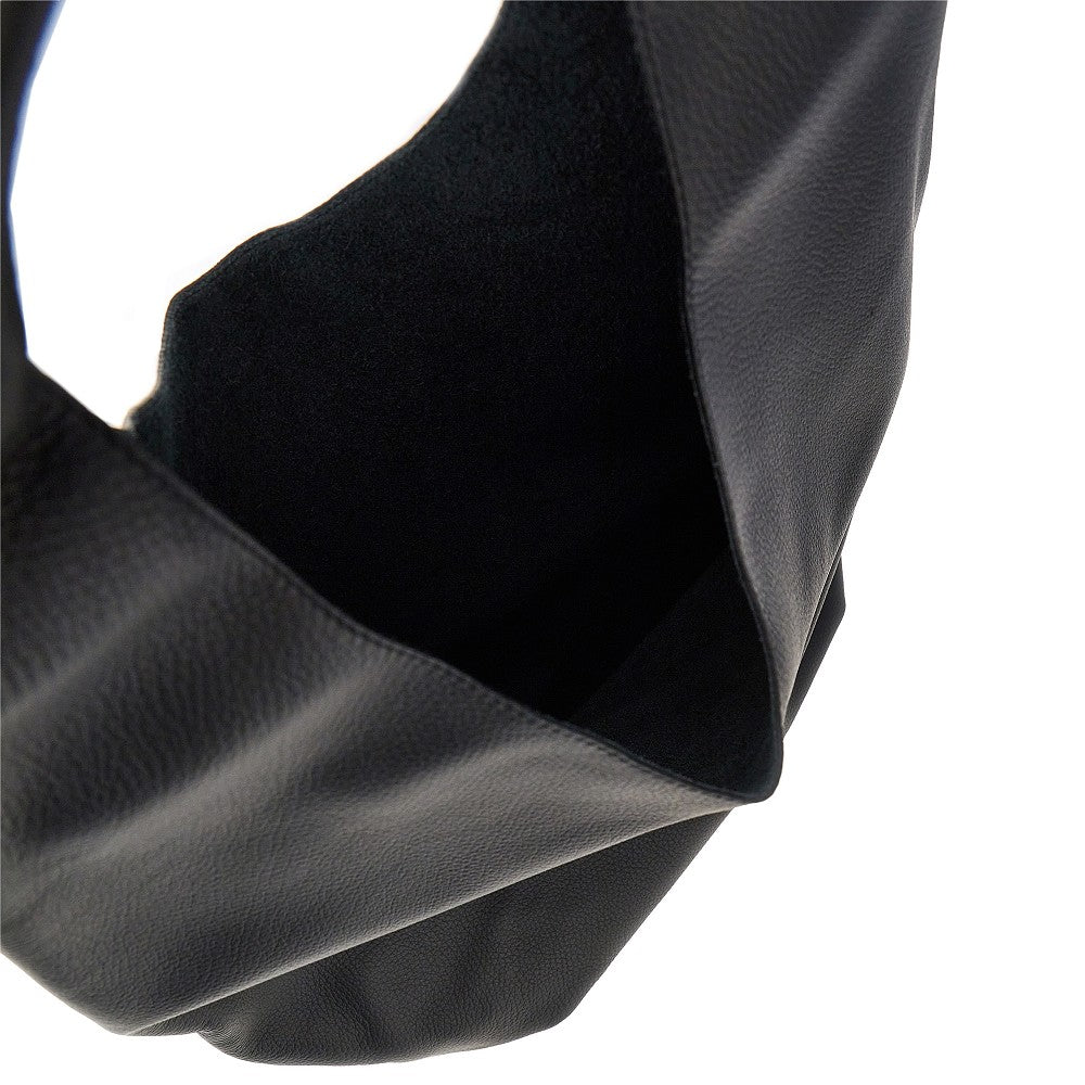 le neige grained leather bag