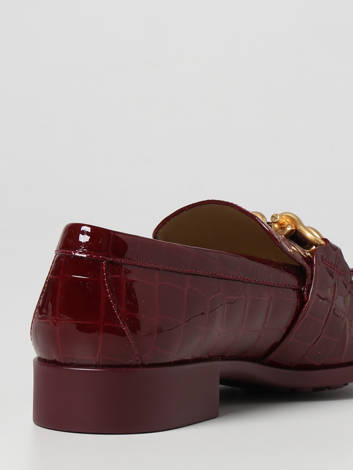 ローファー・オックスフォード BOTTEGA VENETA Woman Loafers Burgundy 708902V2DW0 6084 Bottega Veneta Shoes Women Bottega Veneta-burgundy