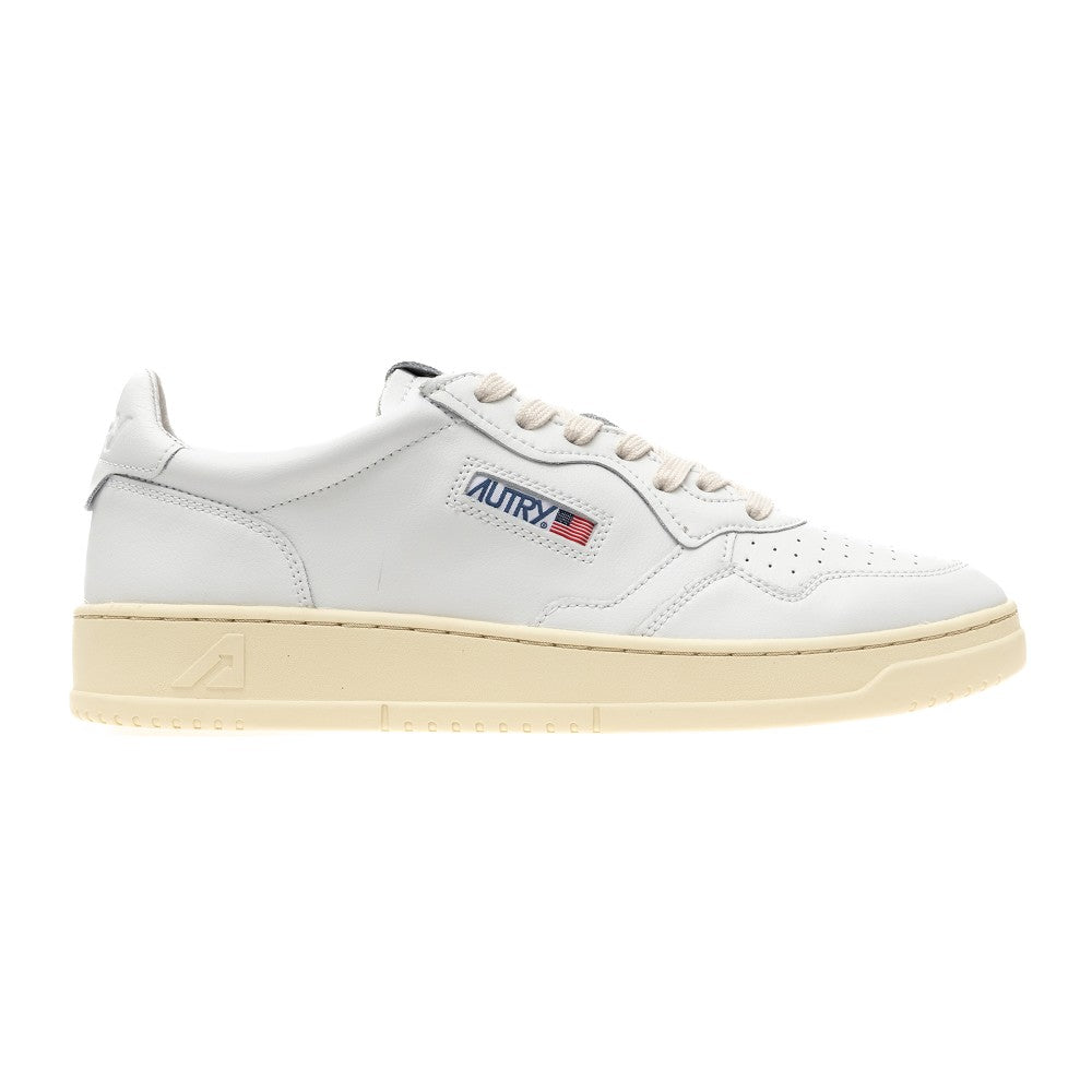 AUTRY 36 medalist low leather sneakers