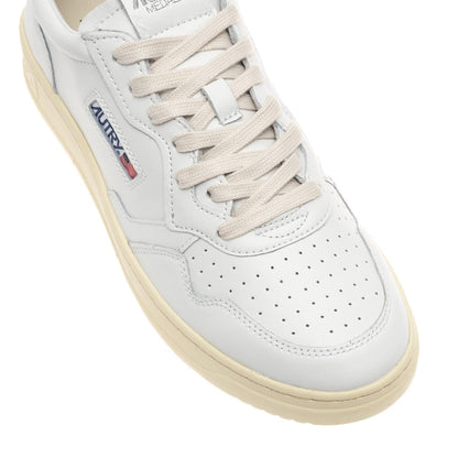 AUTRY 36 medalist low leather sneakers
