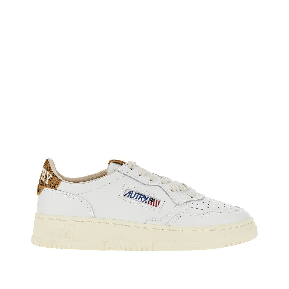 AUTRY 36 medalist low sneakers