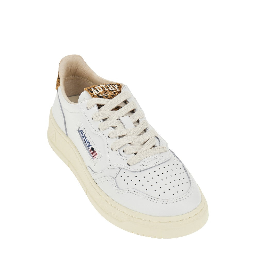 AUTRY 36 medalist low sneakers
