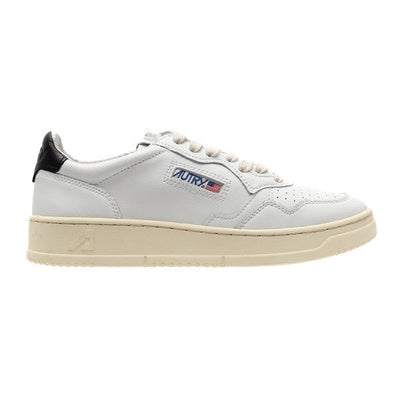medalist low leather snekars