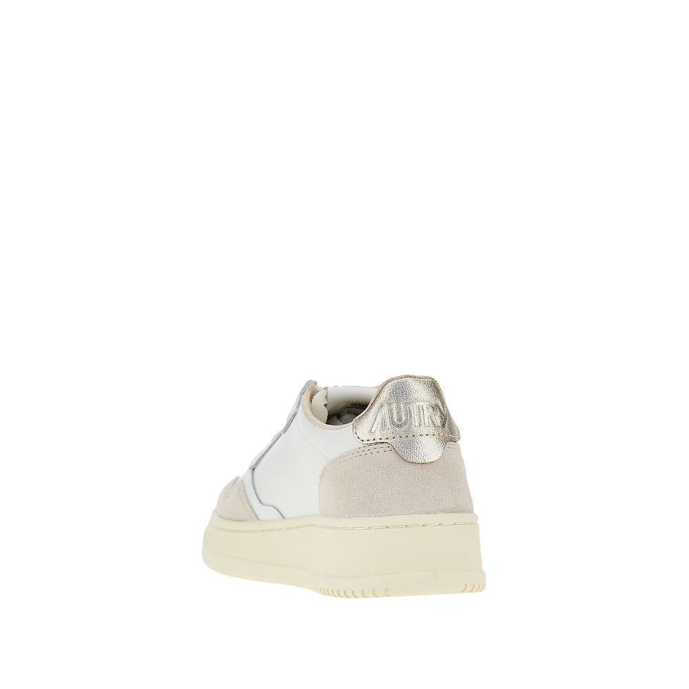 leather and suede medalist low sneakers