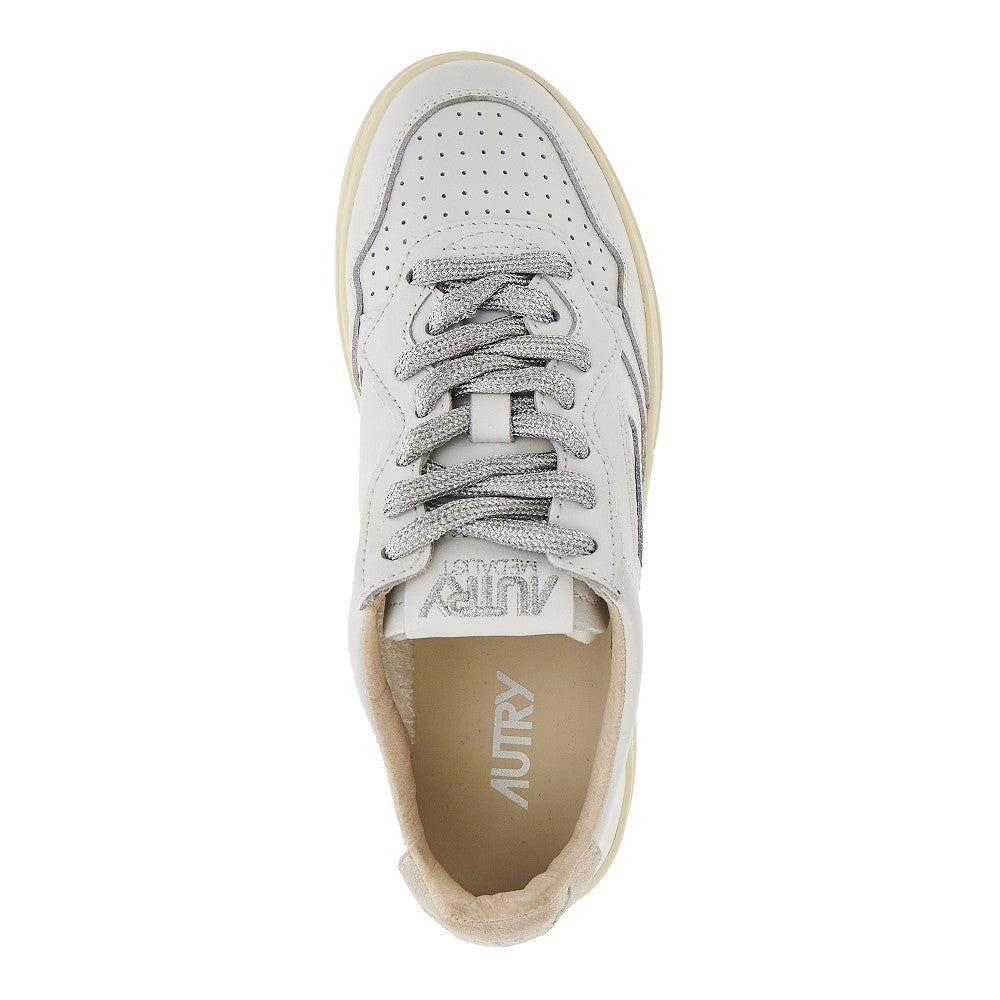 AUTRY 37 medalist low leather sneakers