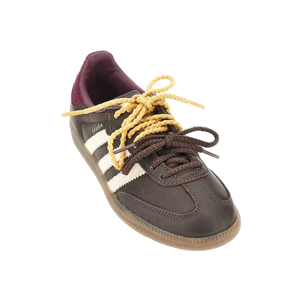 samba og sneakers
