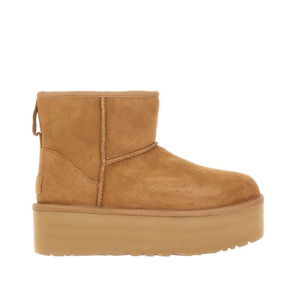 UGG 9 classic mini platform ankle boots