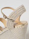 woman's wedge shoes