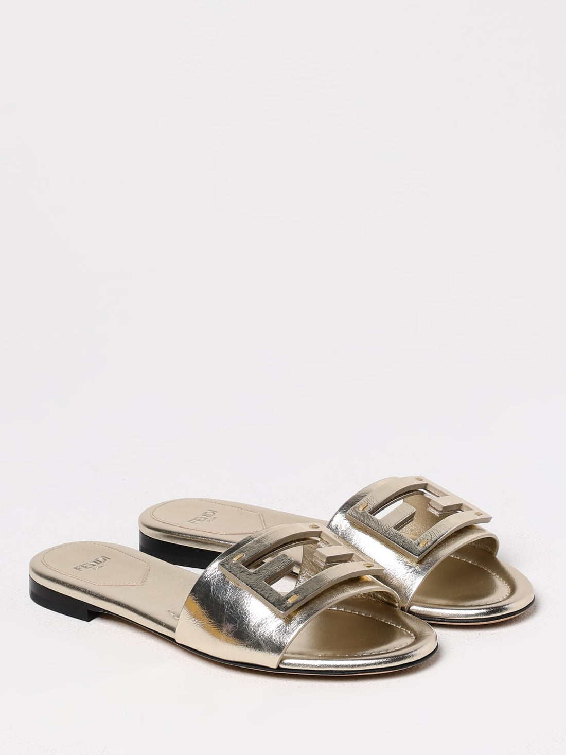 flat sandals woman fendi