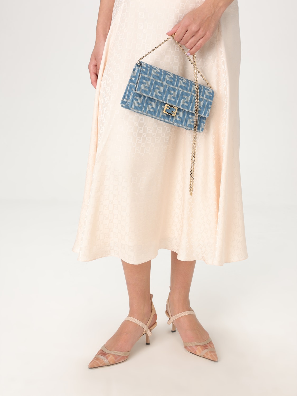ショルダーバッグ・ポシェット FENDI Women Shoulder Bags 8M0498 AUNJ 1 BLUE Wallet On Chain Baguette Fabric Blue | Fendi