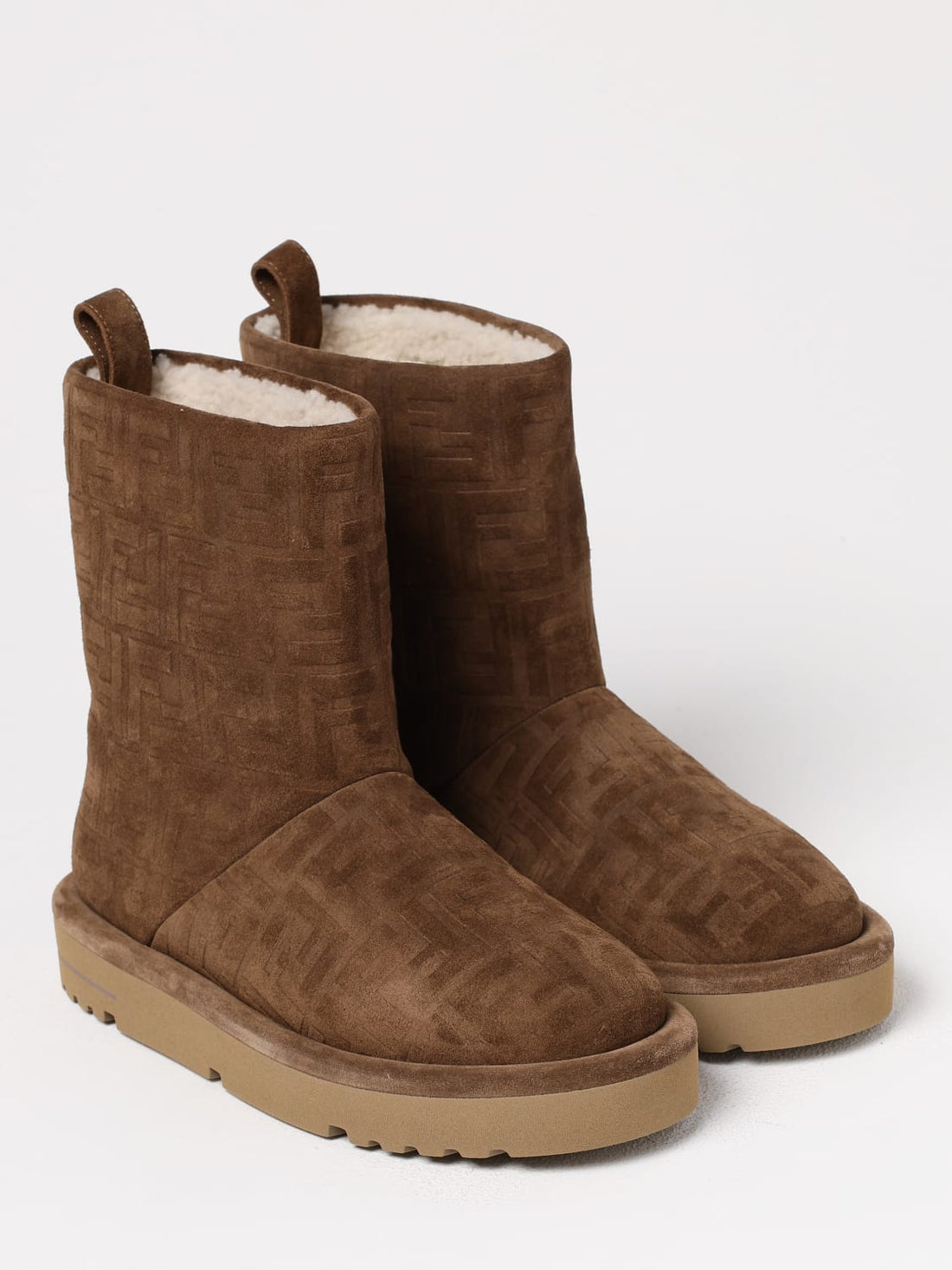 boots woman fendi