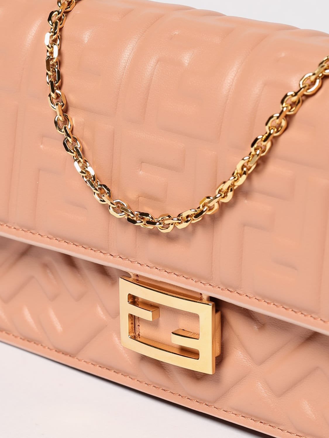ff baguette leather shoulder bag