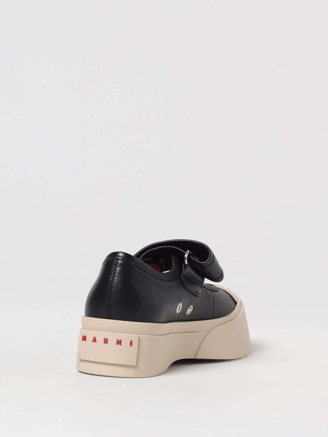woman's ballet flat