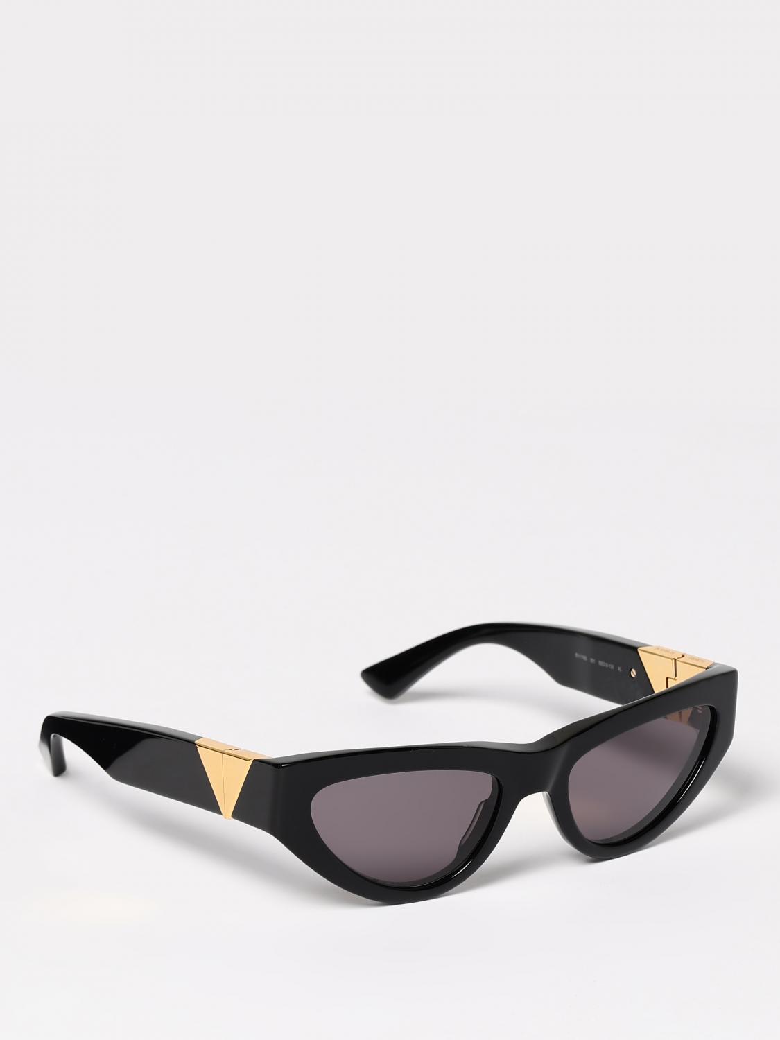 woman's sunglasses